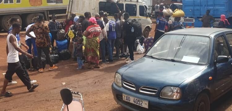 Transport interurbain en Guinée : la flambée des prix pénalise les voyageurs