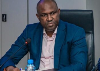 Tibou Kamara ou l&rsquo;art de travestir la réalité : Réponse à une attaque injustifiée contre le Premier Ministre Bah Oury »