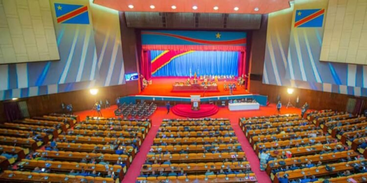 Assemblée nationale : entre pétitions et manœuvres politiques, le spectre d’une crise institutionnelle