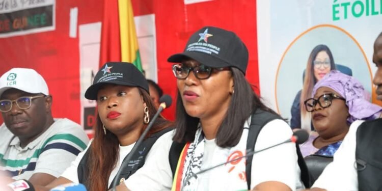 Le mouvement « Les Étoiles du Peuple » appelle à soutenir la candidature du général Mamadi Doumbouya