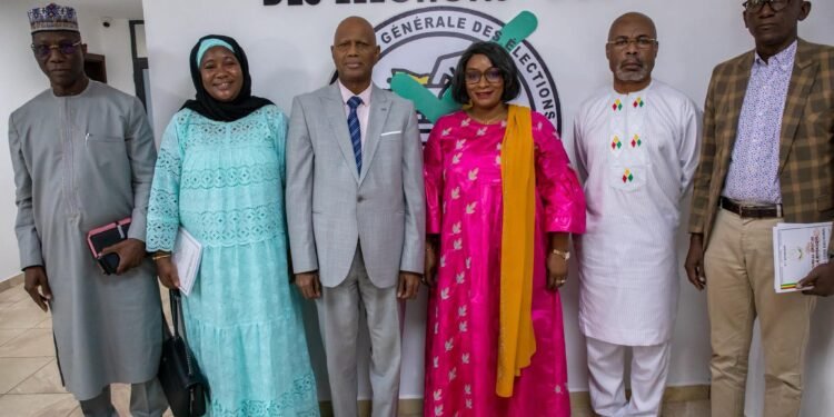 Présidentielle du 28 décembre 2025 : la Guinée partage son expertise en couverture médiatique avec des régulateurs africains