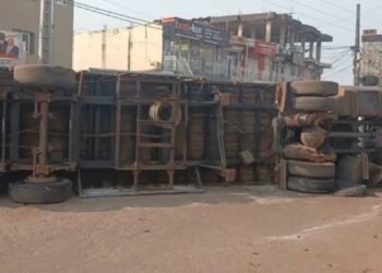 Un camion-remorque provoque une forte perturbation de la circulation à Focidet