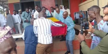 Dernier hommage à Aboubacar Sidiki Diakité « Toumba »