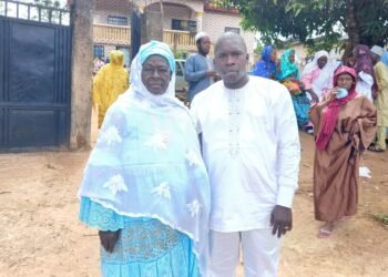 Tabaski à Mitty Dembéléyah : Diallo Telly célèbre la fête auprès des siens et appelle au retour aux sources
