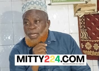 Dixinn : 45 enfants orphelins bénéficient de fournitures scolaires à la mosquée Ibadou Rahman